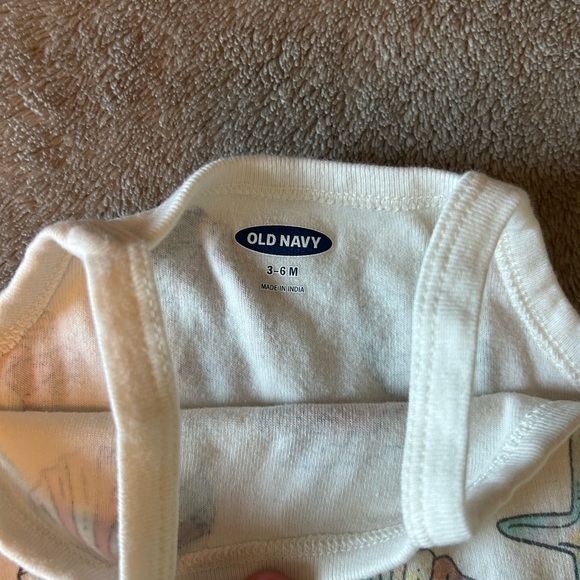 4 pairs of tank top onesies - Picture 8 of 8